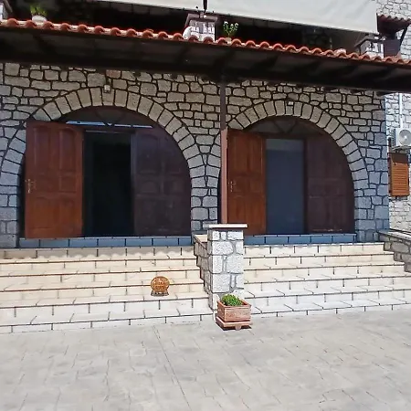 Апартаменты Mani's Paradise
